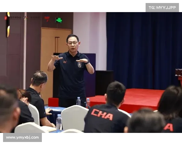 CBA裁判员培训班在青岛开讲 国际讲师分享执裁经验与技巧